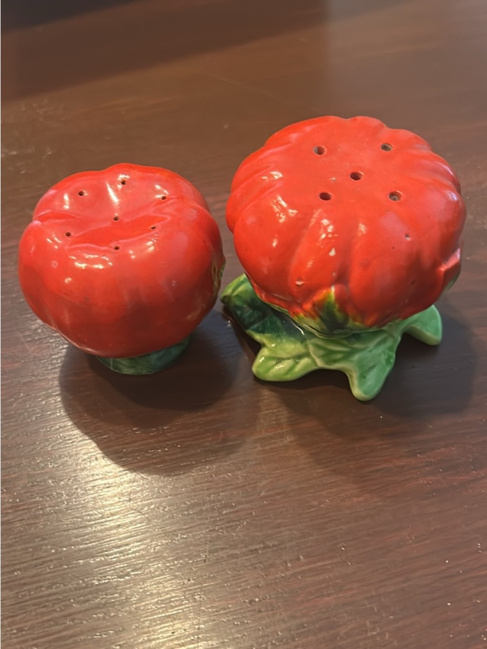 Ceramic Red Tomato Salt and Pepper Shaker Set